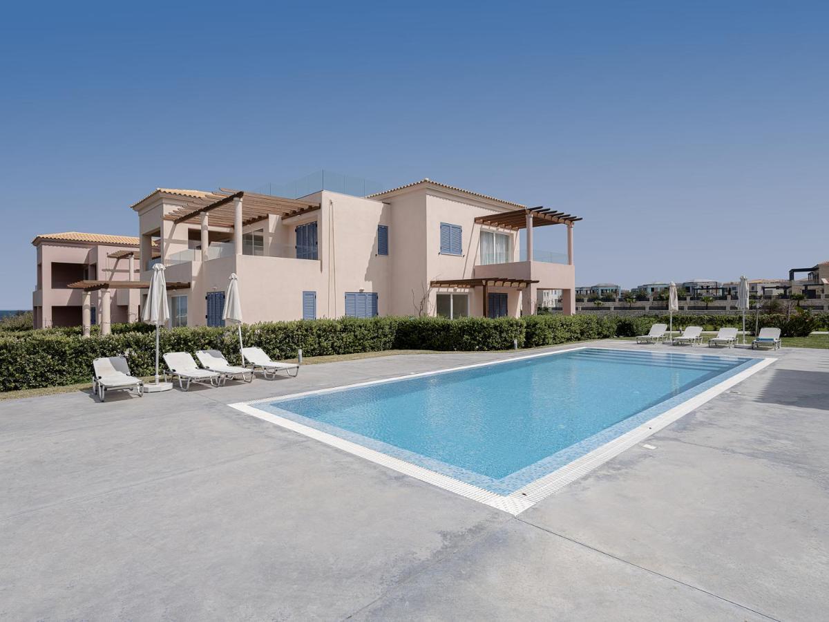 Resitour - Aphrodite Beachfront Pirgos Psilonerou Exterior foto