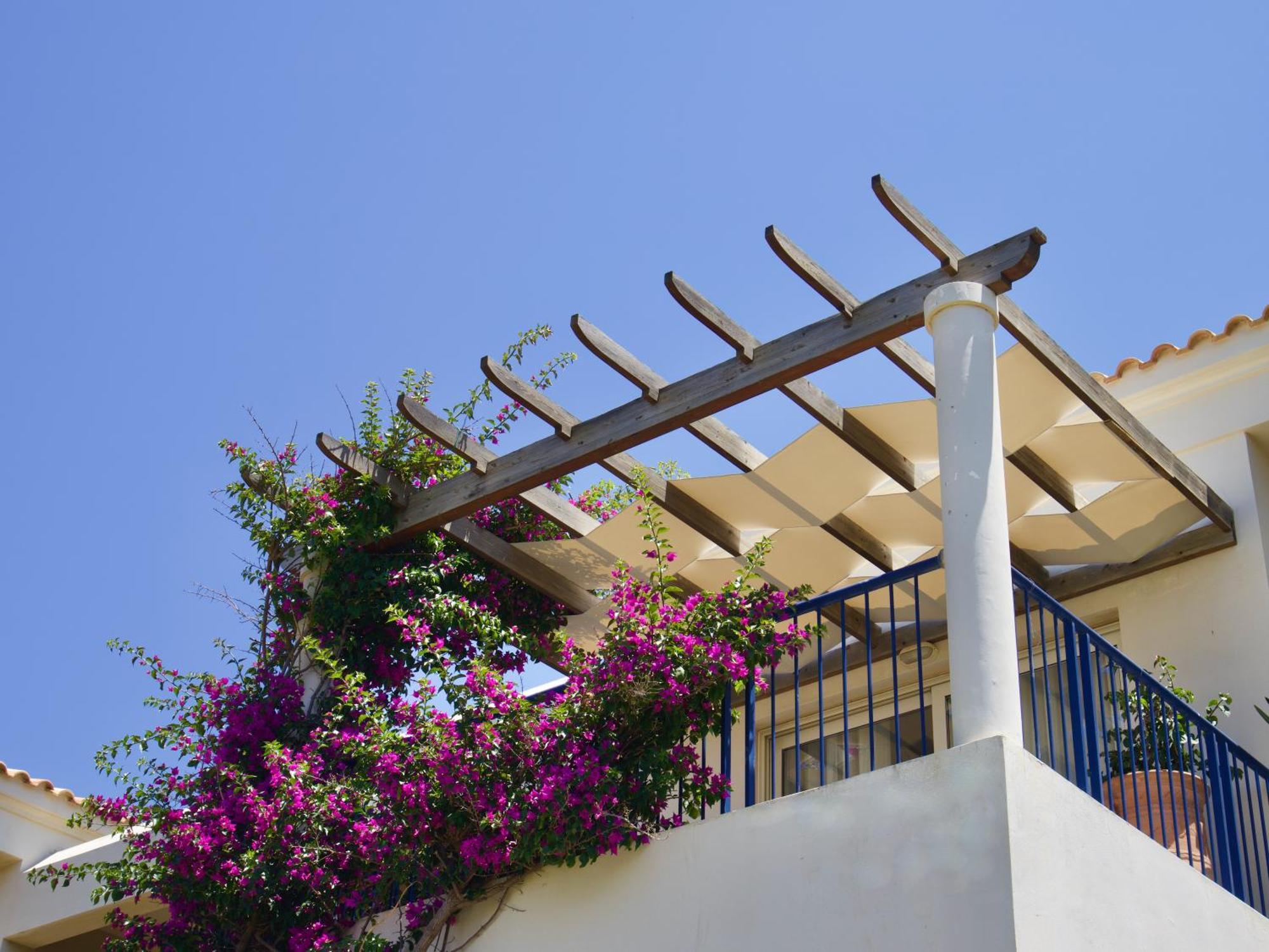 Resitour - Aphrodite Beachfront Pirgos Psilonerou Zimmer foto